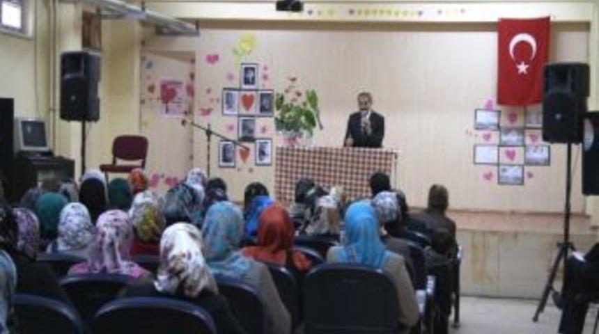 Iğdır&rsquo;da &lsquo;&ccedil;ocuk Eğitiminde Anne Babanın Rol&uuml;&rsquo; Konferansı