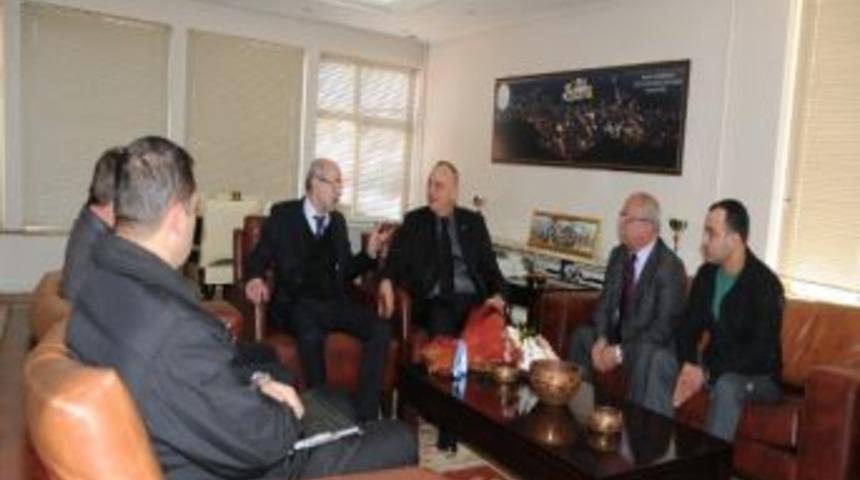 Başkan Erg&uuml;n Kahveciler Odasını Ağırladı