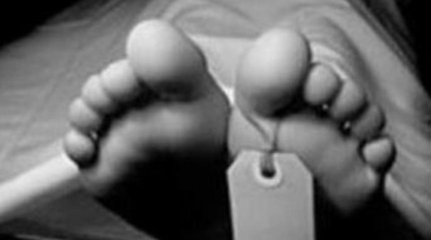 Otomobilde &ouml;l&uuml; bulundu