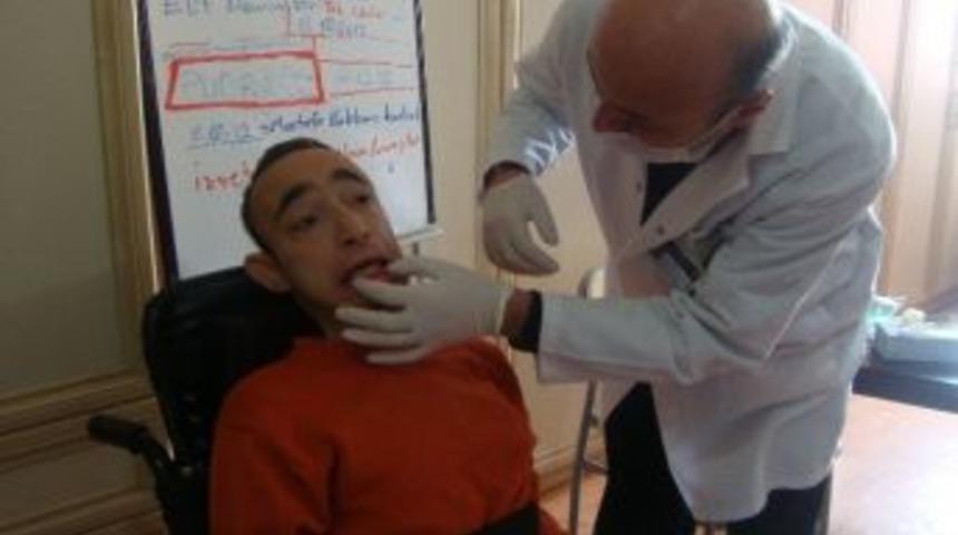 Engelliler Ağız Ve Diş Sağlığı Taramasından Ge&ccedil;irildi