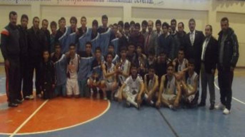 Şampiyon Anadolu G&uuml;zel Sanatlar Ve Spor Lisesi Oldu