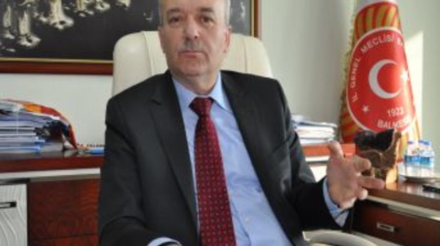 'Başkanlığım Gidecek Diye &Uuml;z&uuml;lm&uuml;yorum, Vatandaş Daha Iyi Hizmet Alacak'