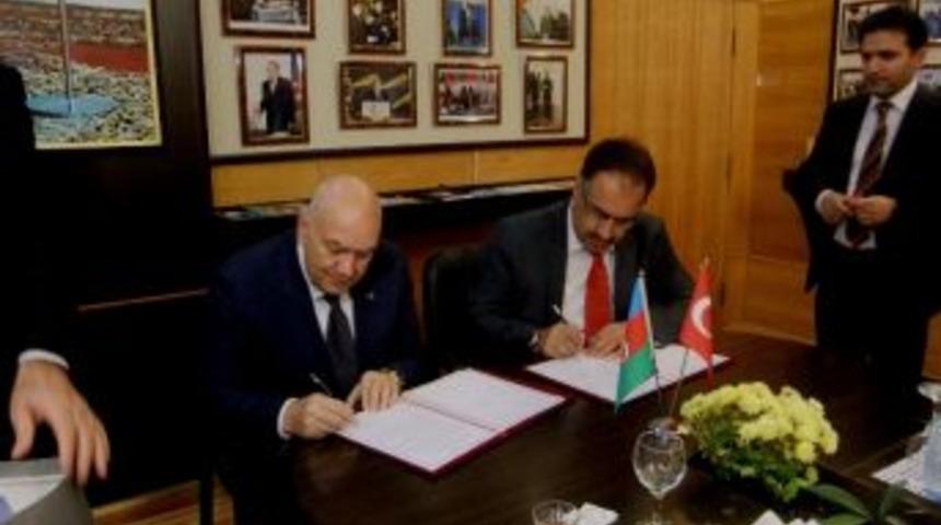 Iğdır &Uuml;niversitesi İle Azerbaycan Gence Agrar &Uuml;niversitesi Arasında İşbirliği Protokol&uuml;