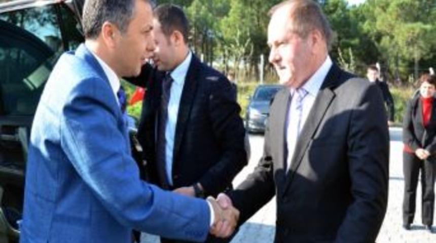 Vali Yerlikaya&rsquo;dan Beldelere Ziyaret