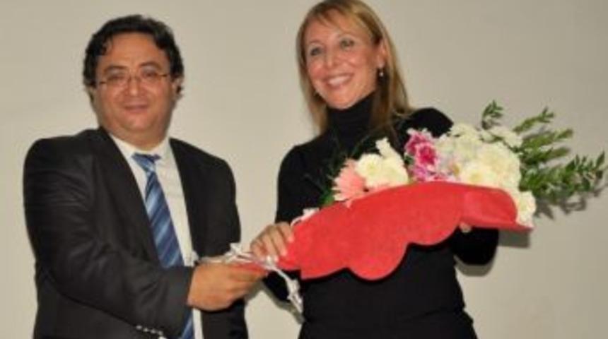 &Uuml;niversite &Ouml;ğrencilerine Halkla İlişkiler Eğitimi