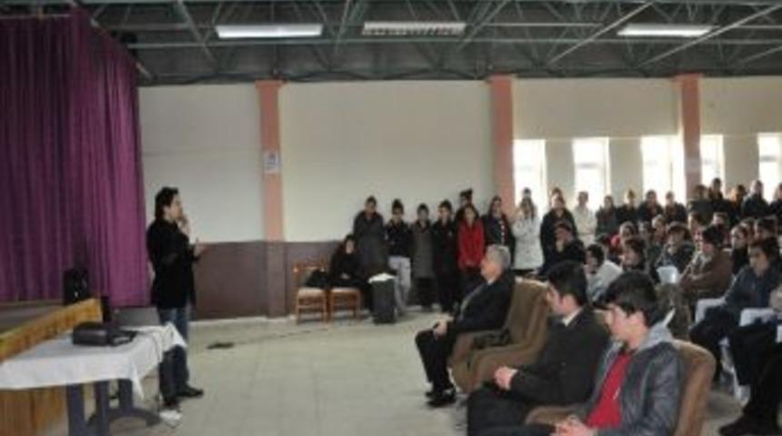 Dişlerinizle Birlikte Dilinizi De Fır&ccedil;alayın