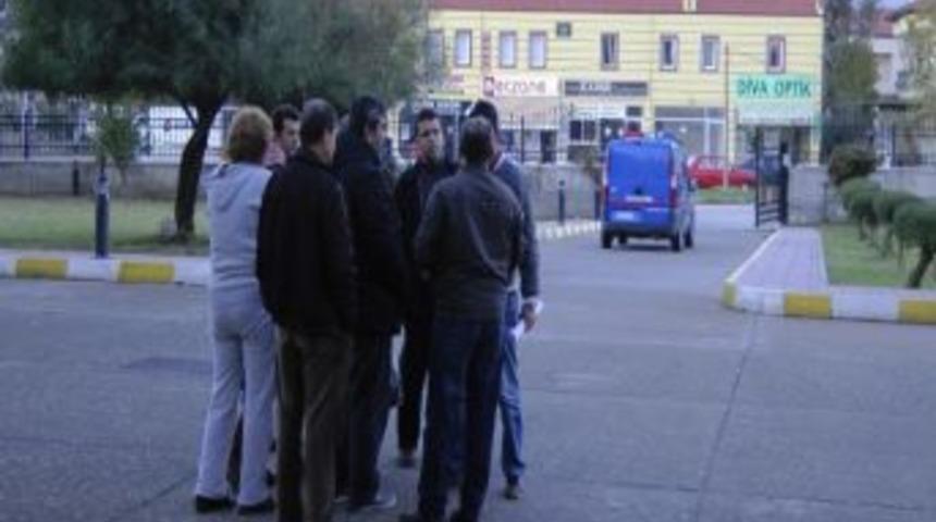 Fethiye'de &Uuml;zerine Buzdolabı D&uuml;şen Şahıs Hayatını Kaybetti