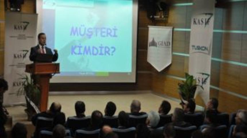 GİAD, &Uuml;yelerine M&uuml;şteri Memnuniyetini Anlattı