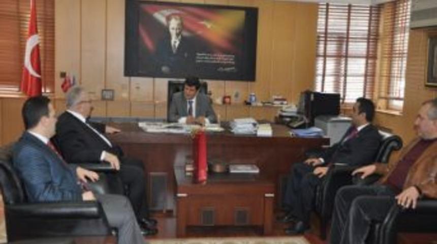 "Devlette Vatandaş, &Ouml;zel Sekt&ouml;rde M&uuml;şteri Memnuniyeti Hedefleniyor"