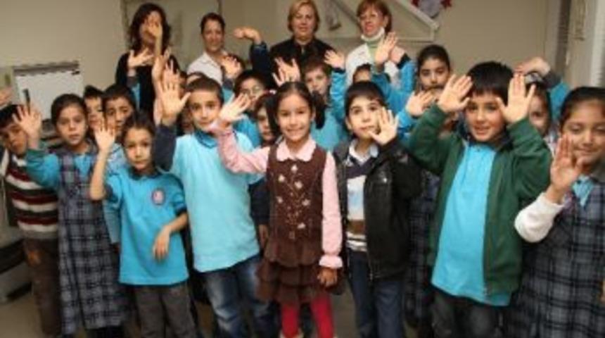 Karşıyaka Belediyesi&rsquo;nden &Ccedil;ocuklara Diş Sağlığı Hizmeti