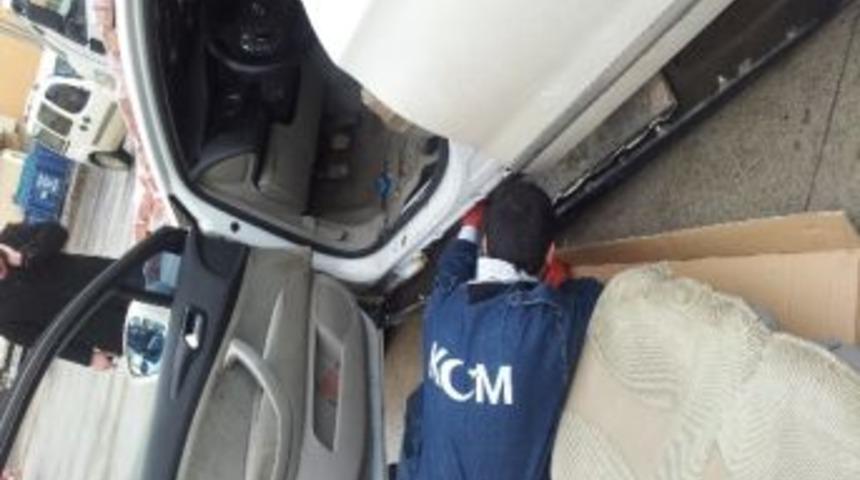 Şırnak'ta Bin 565 Ka&ccedil;ak Telefonu Ele Ge&ccedil;irildi