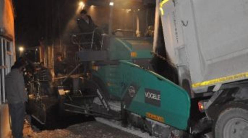 Bostani&ccedil;i Belediyesi&rsquo;nden Asfalt &Ccedil;alışması