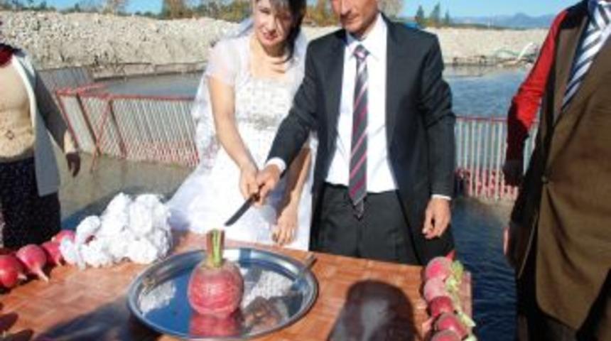 Turp Iş&ccedil;ilerinden Turp Gibi D&uuml;ğ&uuml;n