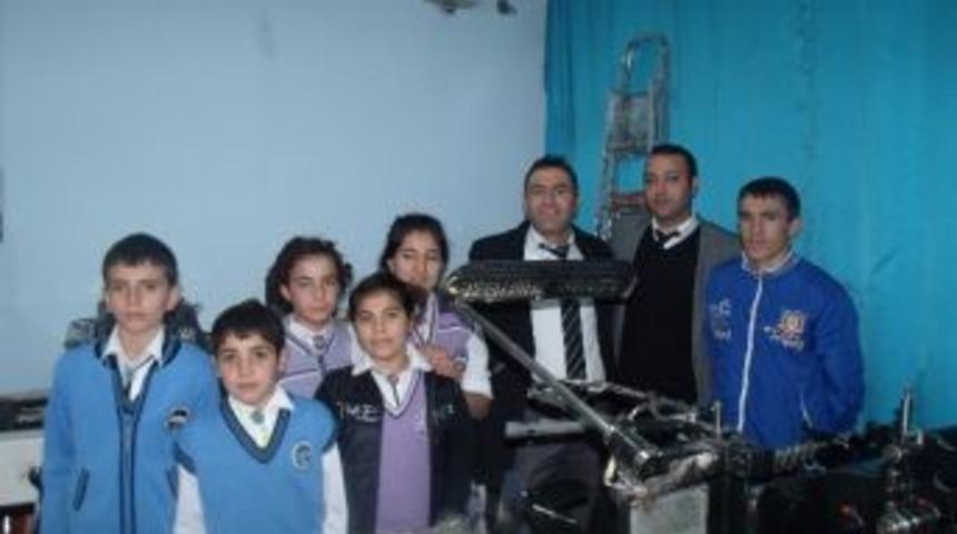 Öğrencilerden Çağdaş İdil Ve Güney Expres Gazetelerine Ziyaret