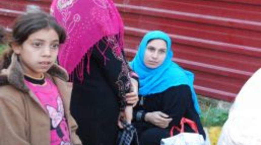 Savaştan Ka&ccedil;an Suriyeliler Deniz Yolu Ile Mısar'a Gidecek