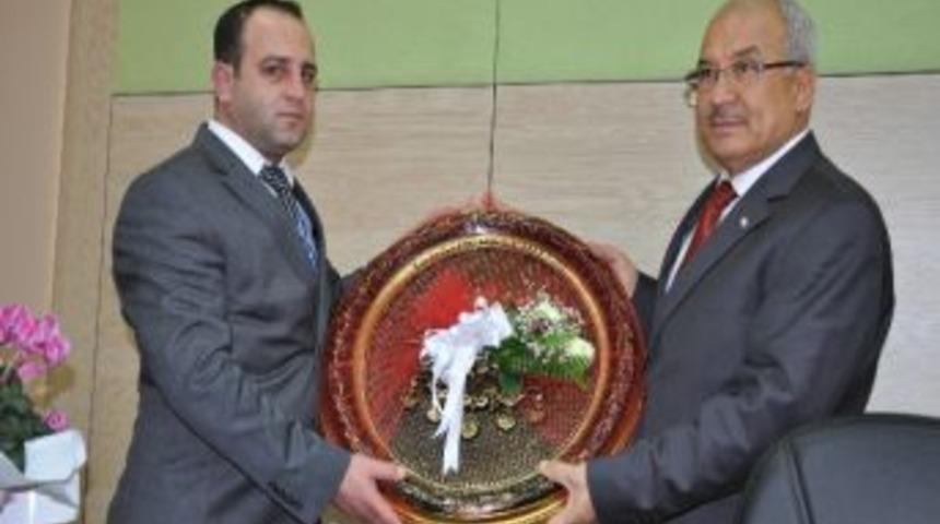 Asaleti Onanan Memurlardan Başkan Kocamaz&rsquo;a Teşekk&uuml;r