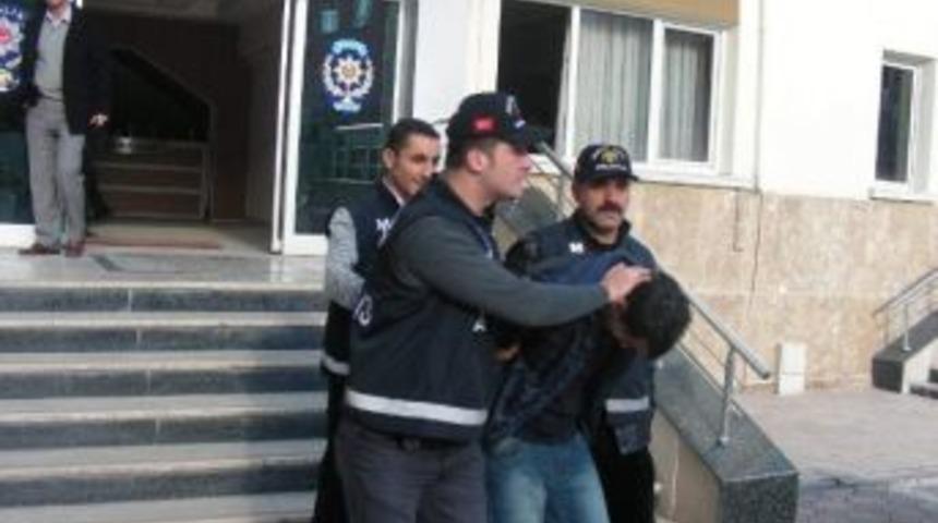 Hırsızlık Yaptıkları İddiasıyla Yakalanan 3 Kişi Tutuklandı