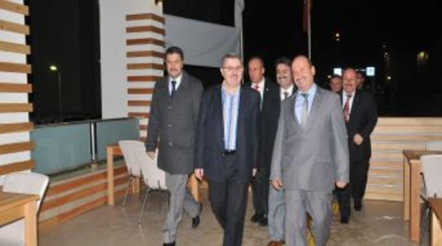 Memur-Sen Genel Başkanı G&uuml;ndoğdu, Erol Kavuncu'yu Ziyaret Etti