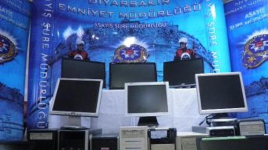 İnternet Kafeyi Soyan Hırsız Yakalandı