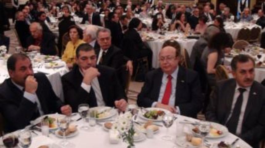 Kamer Genç: Erdoğan Ve Gül, Cumhurbaşkanlığı Seçimlerinde Karşıma Çıksın