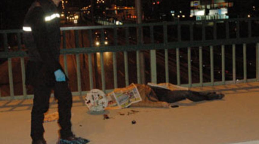 Beylikd&uuml;z&uuml;&rsquo;nde travesti cinayeti