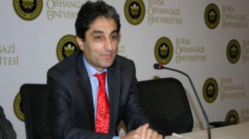 G&uuml;ltaşlı: T&uuml;rkiye AB'ne Bu Hızla Ancak 250 Yıl Sonra Girer