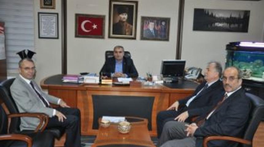 Belediye başkanından sendikaya ziyaret