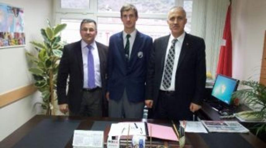 Trabzon&rsquo;da &Ouml;ğrenci Meclisi Se&ccedil;imlerinde Hasan K&ouml;se İkinci Kez Başkan