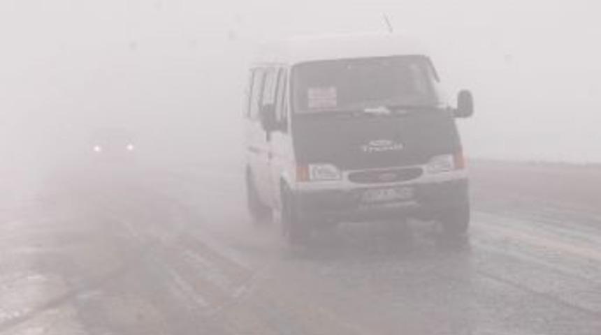 Van&rsquo;da Kar Yağışı