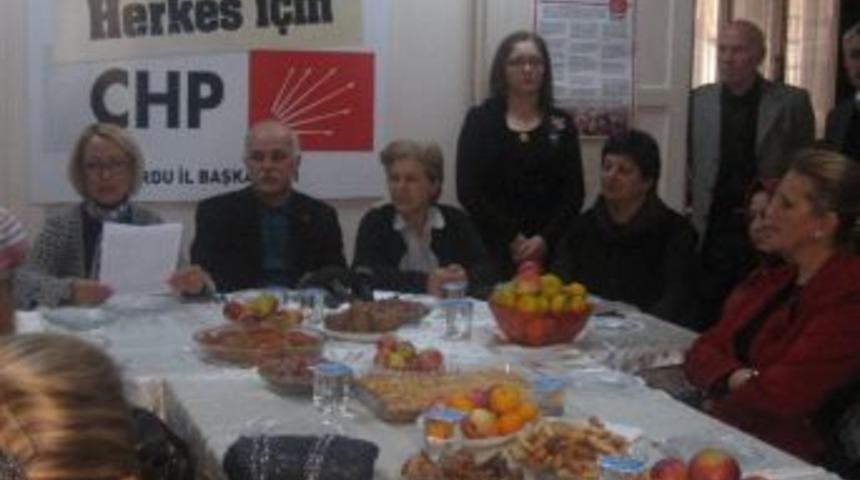 Chp&rsquo;li Kadınlar &lsquo;yerli Malı&rsquo; Haftasını Kutladı