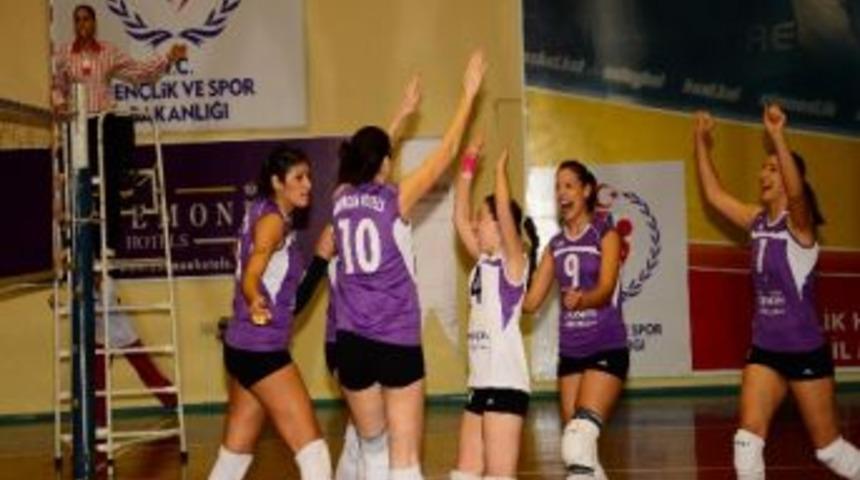 Anemon Hotels Spor Kul&uuml;b&uuml; İzmir'e Moralli Gidiyor