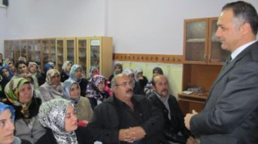 Osmancık&rsquo;ta &ldquo;ailem Benimle&rdquo; Projesi S&uuml;r&uuml;yor