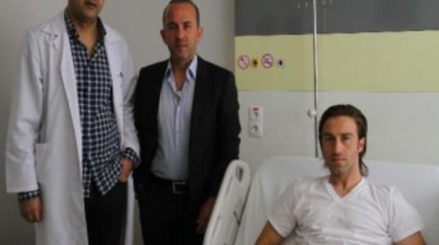 Ameliyat Olan Uğur İnceman&rsquo;a, Mehmet &Ouml;zdilek&rsquo;ten Ziyaret