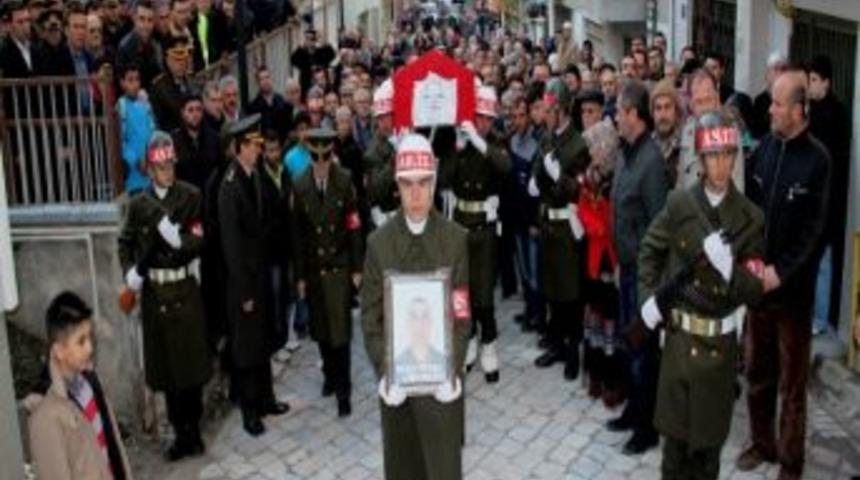 İntihar Eden Asker Samsun&rsquo;da Toprağa Verildi