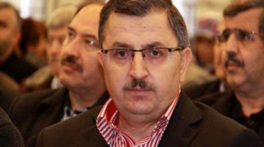 &ldquo;Memurun Ne Giydiğine Değil Ne Yaptığına Bakmak Lazım&rdquo;