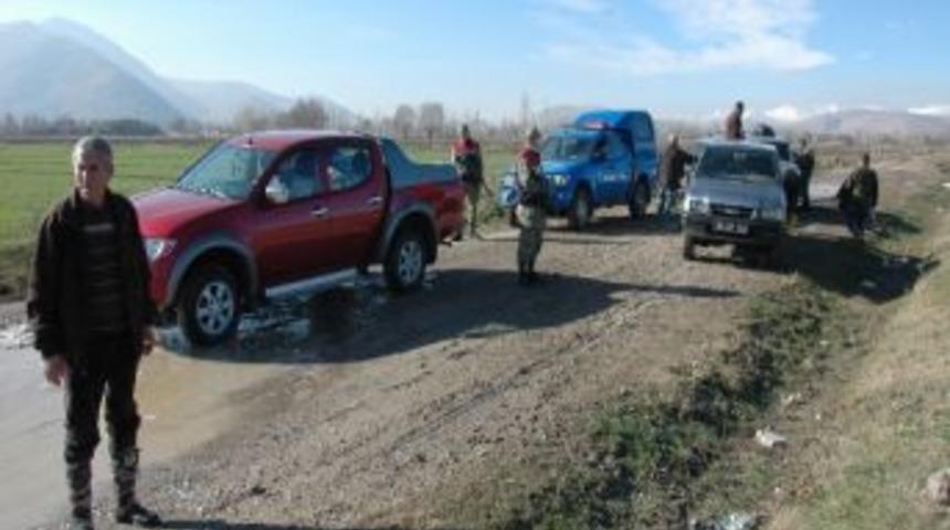 Ka&ccedil;ak &Ouml;rdek Avcılarına Şafak Operasyonu