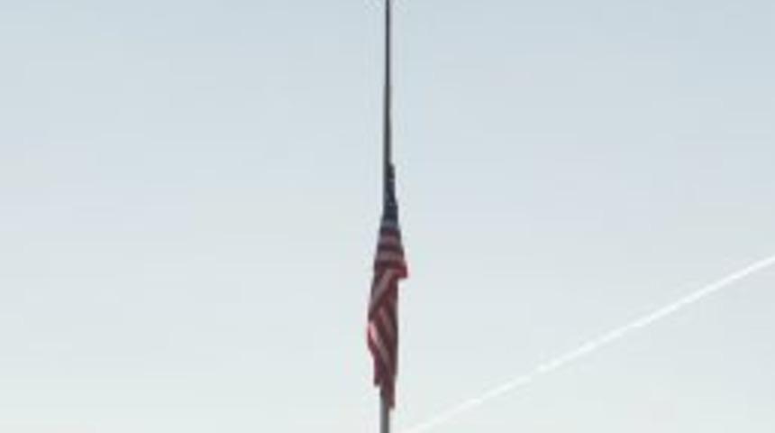 ABD'nin Ankara B&uuml;y&uuml;kel&ccedil;iliği&rsquo;nde Bayraklar Yarıya Indirildi