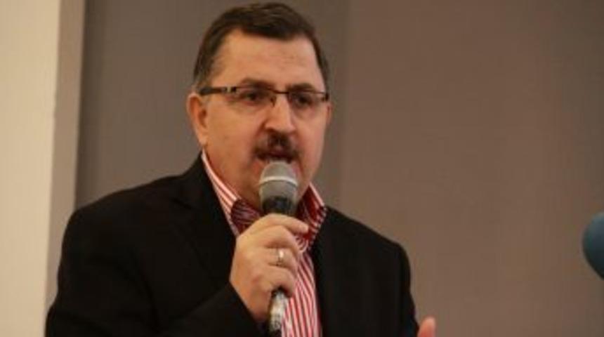 "Hz. İsa Hayatta Olsaydı Hz. Muhammed&rsquo;e Dil Uzatılmasına M&uuml;saade Etmezdi"