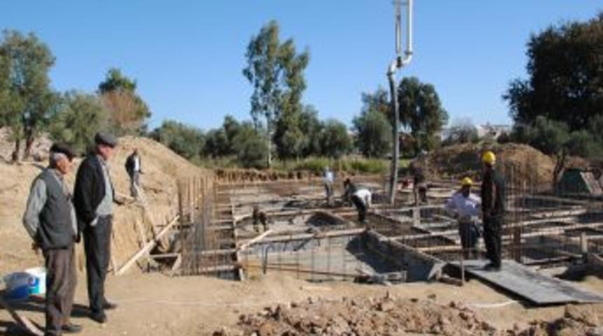 Babasının 80 Yıl &Ouml;nce &Ouml;ğretmenlik Yaptığı K&ouml;ye Anadolu Lisesi Yaptırıyor