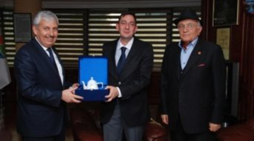 Uzman hekimler vedalaştı