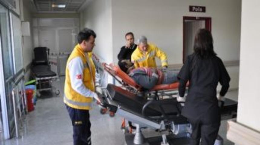 Gelin, Kayınbiraderini Sopayla D&ouml;vd&uuml;