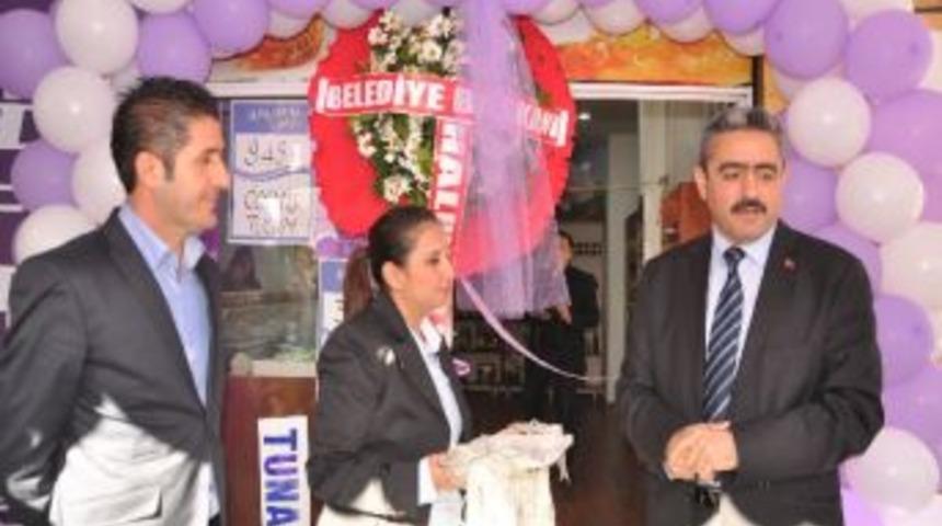 Alıcık, İşyeri A&ccedil;anları Yalnız Bırakmıyor