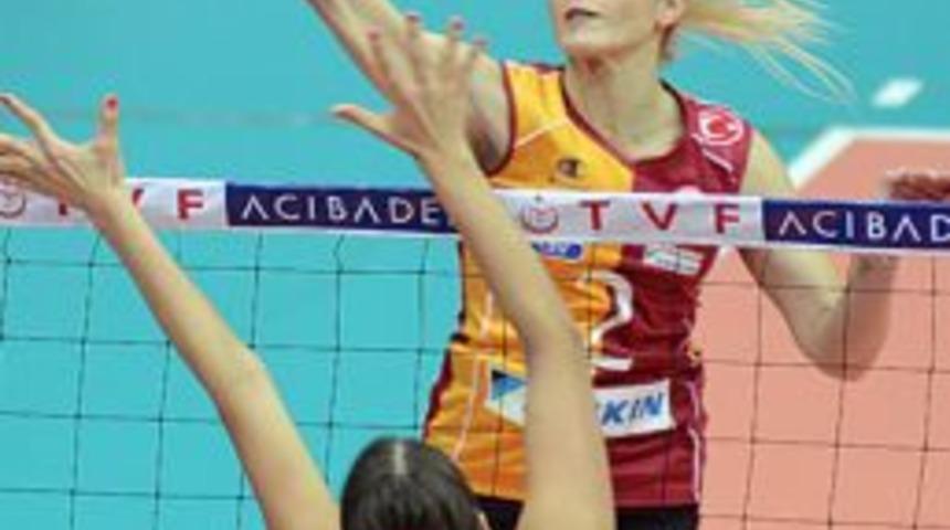 Beşiktaş'ı 3 - 0 Yenen Galatasaray Daikin Puanını 21'e &Ccedil;ıkardı