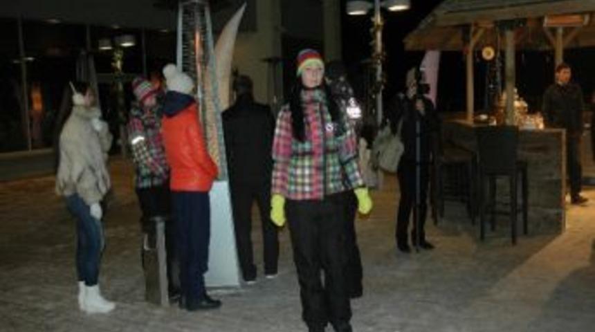 Paland&ouml;ken&rsquo;de Meşaleli Kayak G&ouml;sterisi Nefes Kesti