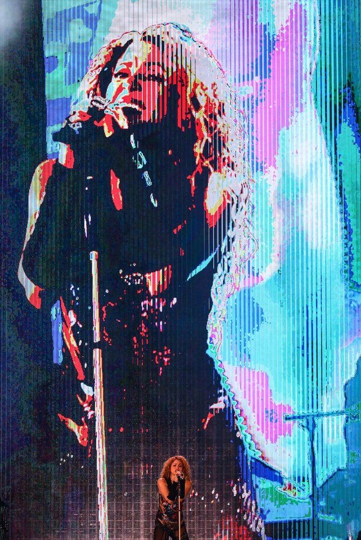 Shakira İstanbul'da konser verdi G5