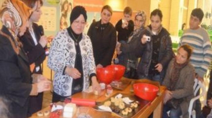 Lezzet Ustası Emine Beder Kadınlarla Buluştu