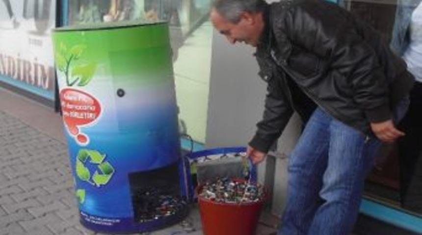 Atık Makinalar Pil Dolu