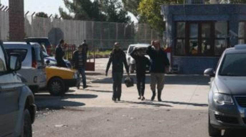 &Ouml;nc&uuml;pınar&rsquo;da Suriyelilerin Hafta Sonu Yoğunluğu