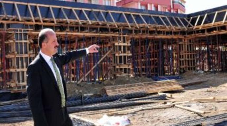 Gen&ccedil;ler, Gen&ccedil;lik Merkezlerine