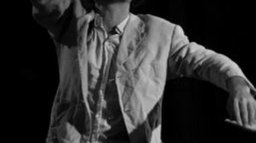 İzmir&rsquo;e Yeni Tiyatro